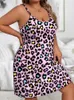 Plus taille de nuit décontractée Comfort Soft Leopard Heart Print V Neck Cami Robe 240420