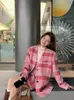 ワークドレス2024冬の女性ピンクの格子縞のウールブレザーミニスカート2ピースセット韓国のエレガントVネックシングル胸スーツ