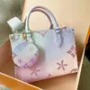 Leigner Handbag Luxurys on the Go Totes Top Quality Femmes Top Quality Leather Flower Flower Crossbody Sacs Fashion Women's Women's Weekender Top Handle