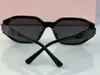 Lunettes de soleil pour dames pour l'été populaire 23WS créateur de mode Élégant style extérieur UV400 Anti-ultraviolet Retro Plate acétate Glasse-cadre Random