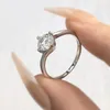 Cluster anneaux Diamondworld réel 1ct Moisanite pour les femmes Gift Solitaire Diamond Ring 925 Engagement de mariage en argent sterling