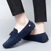 Chaussures décontractées en daim doux pour hommes Été de haute qualité de haute qualité Muisseurs plats couple Taille de la famille 35-48