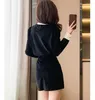 Robes de travail Automne Velvet d'hiver en deux pièces Fashion Fashion Sweet Lace Up Bow O Necy Metal Buttons Black Tops High Waist Mini Jirt Suits