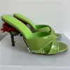 Уникальные розовые каблуки современные сандалии женщины кросс -группа роскошная патентная кожа