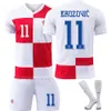 Soccer Set/Tracksuits Mens Tracksuits 2024 Kroatien Home Football Jersey Storlek 10 Modric Cup Jersey Mens and Childrens Set version