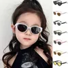 Occhiali da sole ldren 2024 Fashion Boys and Girls Oval Retro Goggles Travel Childrens 7 Colori disponibili Uv400 H240510