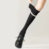 Женские носки чулки мода простые хлопковые белые полосатые длинные женские высококачественные качественные черные японские колена
