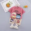 Designer Babies Cartoon Tshirt Set Summer Fashion Boys Guilles Girls Letters Shirt Brewable Cotton Côtes courtes Set Children Tshirt Set Sdlx Luck