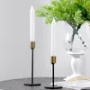 Kerzenhalter moderne und einfache Schmiedeeisenhalter Metal Crafts Home Decoration Accessoires Hochzeitsurlaub