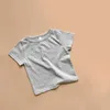 T-shirts nyfödda baby t-shirt lämplig för pojkar och flickor bomull kortärmad babykläder avslappnad sommarbarnskläder vit grå2405