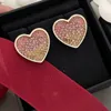 18 carats d'oreilles en forme de cœur plaquées en or