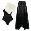 Ręcznie robione czarny czarny kwiat 3D z zestawem kąpielowym i Sarong Bodysuit Beachwear Kąpiec Bikini