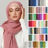 161 Colores PLATADO PLAINE Hijab Buffbble Musulmán sólido Mujeres de arrugas Turberas Bufandas Velo de chal ondulado 240425