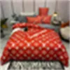 Luxe kaki designer beddengoed set met bijenbrief afdrukken groot en extra groot down down dekbedovertrek, lakens, modieuze kussenslopen en quilt set met 01