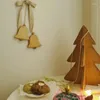 Dekorative Figuren süß ein Paar Holzhandschuhe Glocken Anhänger Weihnachtsbaum Hängende Dekor Kinder Zimmer Wanddekoration Kinderzimmer Baby Party