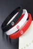 Jelly Glow Tik Tok Net rotes Paar wildes Gesicht mit Armband Persönlichkeit Trend Kleine Leder -Hülle koreanische Version von Simple Hand ST8076498