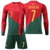 Ensembles de football / survêtements Hens Tracksuits 2223 Coupe du monde Portugal Choupe à manches longues Jersey Football Set Taille 7 C Ronaldo Jersey Taille 8 B Fei Automne et Hiver Enfants