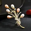 Broches Hoge kwaliteit Natuurlijk Natural Voets Water Pearl Bouquet Balloon Broche Micro-ingelegde Zirkoon Corsage Vrouwelijke decoratieve accessoires Geschenk