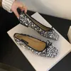 Chaussures décontractées Zookerlin Vintage Bow Rignestone Sequins Flats for Women Elegant Robe Ballet Mary Jane Pumps Women's Slip on Summer Solid