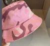 Дизайнерские шляпы в ведро панама