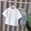 Kleidungsstücke Sommerbaby und Jungen Baumwolle 3D Printed Schnürung Top T-Shirt+Denim Shorts Hose Set School Kids 2pcs Tracksuit Kinder Outfits 1-12yr T240509