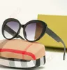 Vintage Check Cateye Rame Sunglasses Женщины роскошные рамки солнечные очки оттенки женского модного дизайнера Clear 8657597