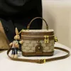 Beibao Light Luxury Makeup 2024 New Women's Single Shoulder Crossbody Bag 80% factory wholesale