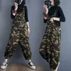 Jumpsuits de mujeres Jumpsuits de camuflaje para mujeres Pantalones Harem Pantalones Vintage One Piece Clothing Women Style Safari Loose Casual Rompers Y240510