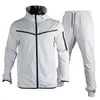 Tracksuit Men's Nake Tech Trapstar Track Suits Hoodie Europe American Basketball Football Rugby Tvådel med kvinnors långa ärm Hoodie Jacketbyxor Spring 2024