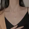 Anhänger Halsketten Silberfarbe für Frauen trendy Wallicht Luxus -Schlüsselbeutel Kettenschale Schalle Perle Charme Einfacher Nackenschmuck