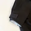 Marka köpek giyim klasik tasarımcı evcil giyim dış mekan üç anti-fırtına ceket su geçirmez fermuar yöntem katlar dışarıya kıyafetler özelleştirme stokları