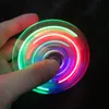 Crystal Luminal LED Light Fidget Spinner Hand Top Spinners brille dans les jouets de soulagement de stress EDC foncé Gyroscope cinétique pour les enfants 240510