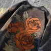 Trendy Retro Rose Print Grafik T -Shirt für Männer und Frauen Sommer amerikanische Paar Persönlichkeit Casual Short Sleeved Top Harajuku 240510