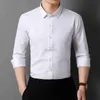 Men Plus Tees Polos de camisa elástica de quatro lados, camisa masculina, cor sólida resistente às rugas e roupas casuais casuais camisas casuais
