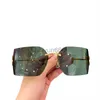럭셔리 디자이너 선글라스 여성 남성 안경 해변 거리 사진 같은 패션 선글라스 금속 풀 프레임 선물 상자 pf056