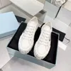 12a Nieuwe tweewielige nylon gabadine sneakers luxe dikke lichte sola Damesontwerper Espadrille sneakers witblauwe woestijn beige canvas sportschoenendoos groot formaat 35-42