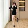 Robes de travail Automne Velvet d'hiver en deux pièces Fashion Fashion Sweet Lace Up Bow O Necy Metal Buttons Black Tops High Waist Mini Jirt Suits