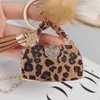 Keychains Lonyards mini léopard en peluche sac à main