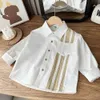T-shirty Baby Boys Bluzki pasiaste odzież wierzchnia kieszonkowa dla dzieci miękkie koszule 2024 Spring/lato 2-10 Dziecięcy odzież Casual Clothingl2405