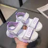 Sandals Girls 2024 New Soft Sole Sports Beach Shoes Summer Midsize Big Boy Frasnable Pink Princess Childrens H240510