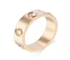 Nuovo anello di coppia in acciaio di titanio da 45 mm 6 zircone cubico con anelli di dito in moda per lettere per le donne amanti dell'impegno di fidanzamento GI5081524