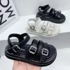 Sandalen Kinderschuhe 2024 Sommer Neue Damen Baby Soft Sohle bequemer Premium -Stil Single Casual H240510