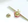 Broschen 1PC Obst geformte exquisite kleine Pfirsich Apfelorange Kirschform Schmuckgeschenke Party Hochzeit Süßes kreatives Accessoires