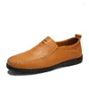 Sıradan ayakkabılar moda İngiliz tarzı erkekler deri yüksek kaliteli slip-on iş ayakkabı erkekler hafif dikiş açık hava için