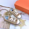 El diseñador de los zapatos para correr para niños juega Love With Eyes Hearts 1970S Big Eyes Big Beige Beige Classic Casual Skateboard y chicas Niños Sports Sports 26-36