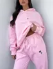 Suisses à piste pour femmes Hoodie Femmes de haute qualité Designer Fashion Fashion Tracksuit pour tenues Sweats à capuche Imprimez le pluin à capuche en deux pièces