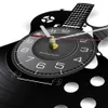 Horloges murales originales Guitare acoustique Art Horloge Music Instrument Home Decoration Indoor Vinyl Rock Rock Gift Q240509