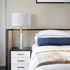 Masa lambaları Nisan Modern Yatak Odası Tasarım E27 Beyaz Kristal Masa Hafif Ev Led Dekoratif Fuaye Başucu Ofisi