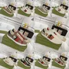 Мужская дизайнерская обувь Bee 2024 Высококачественная мультипликационная вышивка кожаная вышивка с змеей белая, зеленая красная полоса