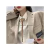 Cravat Top Designer Lies Fashion Leather Bow Mens and Womens with Motherned Letter Fur Color Couleur 4 Colours GC2461 Drop Livraison Acce Dhljk